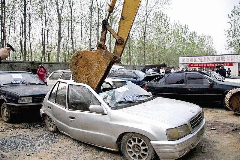 北京機動(dòng)車(chē)報廢廠(chǎng)淺析老車(chē)保養注意事項